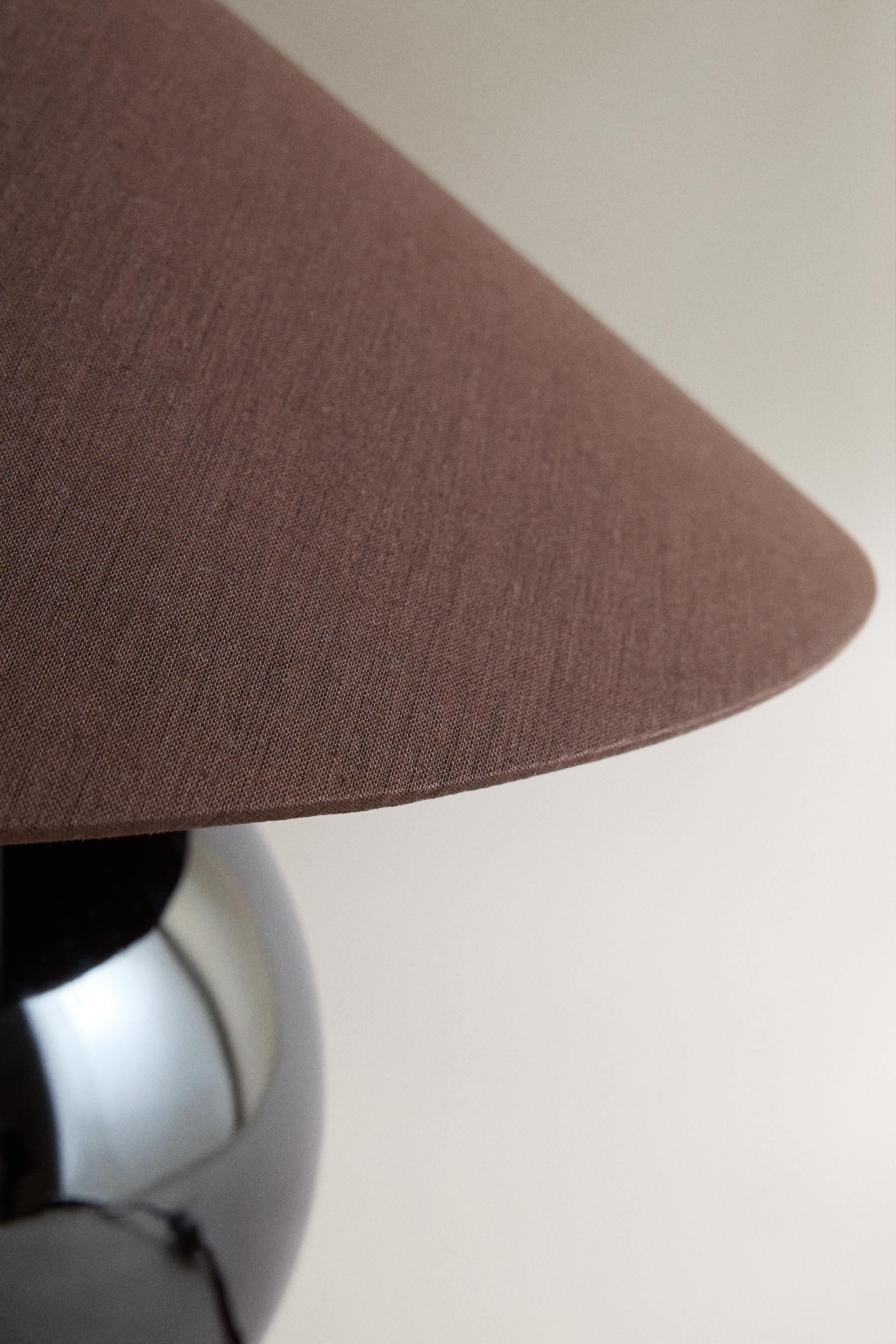 STONEWARE LINEN TABLE LAMP